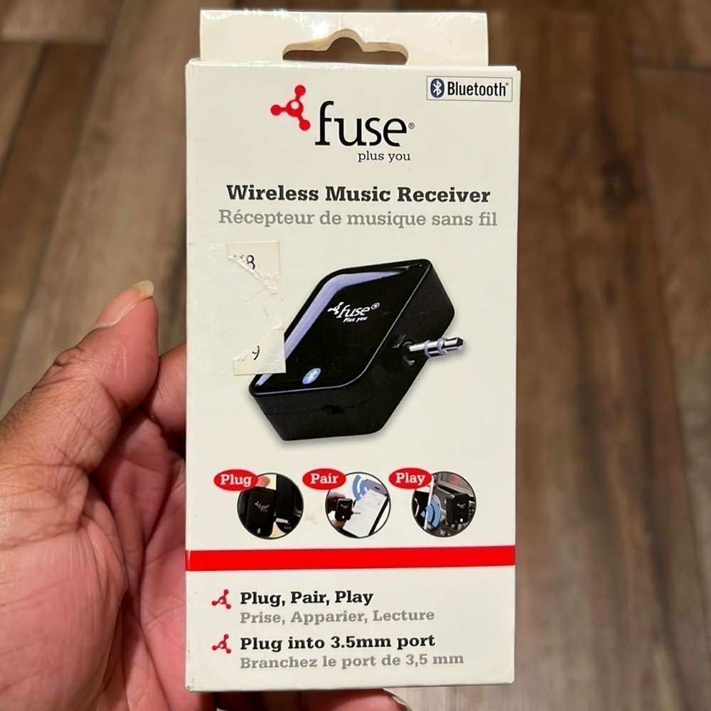 *NWT* Fuse Wireless Music Receiver